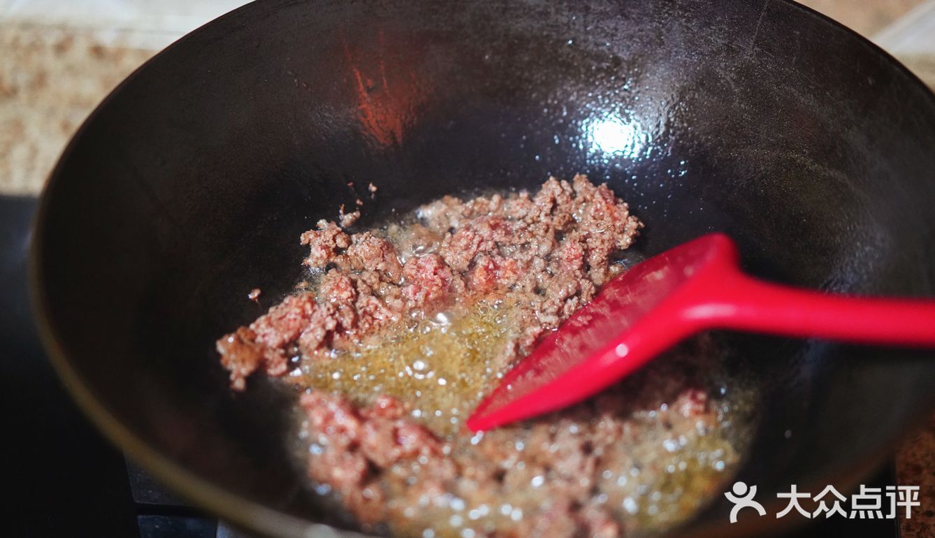 高蛋白低脂的牛肉末炒青豆