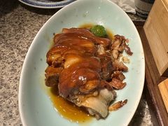 青梅猪弯弯-南京大牌档(人民广场店)