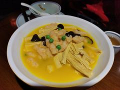 鲜虾滑焖腐竹-图味美小黄鱼·本地菜(景瀚店)