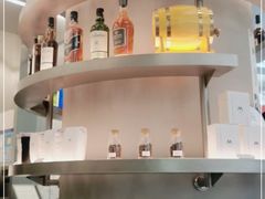 -M Stand(上海人民广场来福士店)