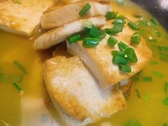 -鱼鲜饭香·招牌汽锅剁椒鱼头王