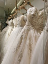 -LA GRACE高端婚纱礼服定制馆