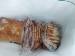 -好利来(万卉路店)