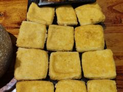 香煎包浆豆腐-滇香肴·云南菜蒸汽石锅鱼(云南北路店)
