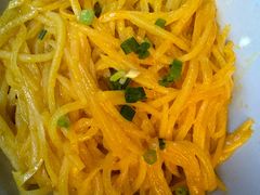 蟹黄咸蛋土豆丝-荆九爷爆炒桥头三嫩(夫子庙店)