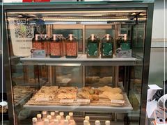 面包甜点陈列柜-奈雪的茶(赛格店)