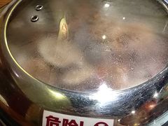 -三个渔夫·蒸汽海鲜(小白楼店)
