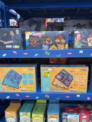 -逝水玩具折扣店