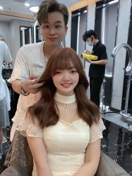 -TOP HAIR SALON