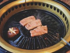 -炼火烤肉店