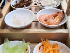 -双桥园·云南过桥米线(古城南门店)