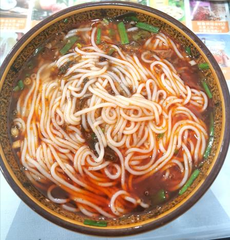 敬氏大骨浓汤米粉-"写下第一条点评嘻嘻今早饿到十点跑来吃的.