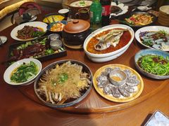 -老滇山寨•云南特色菜•地方菜•民族风情歌舞表演(金碧店)