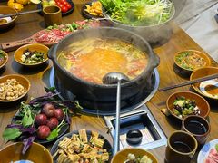 -贵厨酸汤牛肉(花果园国际中心店)