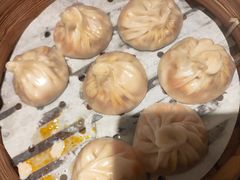 -馋三尺蟹粉小笼(人民广场店)