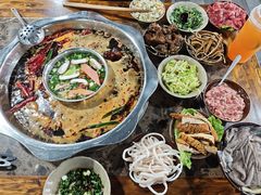 -正南齊北重庆老火锅(光华村直营店)