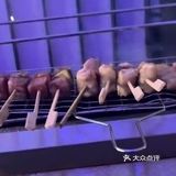 烤鸡串：夜宵时间烤鸡串