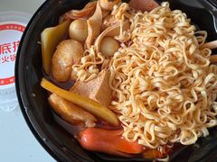 -海底捞火锅(宝龙广场夜宵主题店)