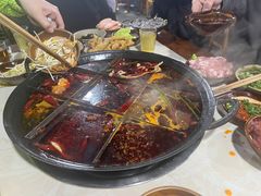 -正南齊北重庆老火锅(光华村直营店)