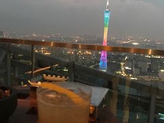-广州柏悦酒店·悦吧·顶楼露天酒吧