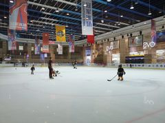-冠军冰场(环球中心店)