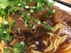 半斤半肉拉面-厝内小眷村(天河南一路店)