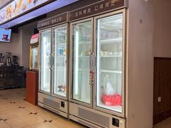 -红宝石·鲜奶小方·海派西点房(南丹店)