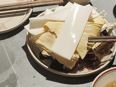 -吃城都·鱼蛙火锅(西玉龙街店)