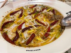 -渔语鱼新川菜Bistro(万象天地店)