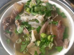 -乐山食古香跷脚牛肉