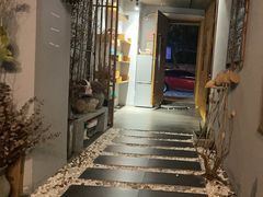 -泰·菩提树下[泰式按摩x精油SPAx肩颈头疗](新景店)
