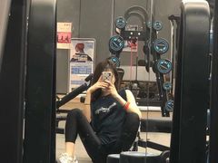 -CXFIT 陈徐健身工作室(凯旋店)
