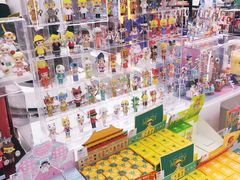 -泡泡玛特POPMART(侨福芳草地店)
