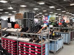 -上品折扣(回龙观店)