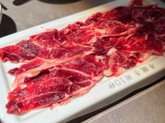 -伴山牛贵州黄牛肉火锅·苗疆非遗艺术餐厅(上海首店)