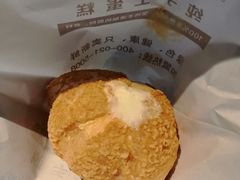 香草冰淇淋泡芙-老香港祖味世家蛋糕(平海路店)