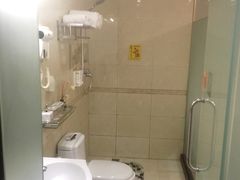 -德全心悦酒店(北京金台路地铁站店)