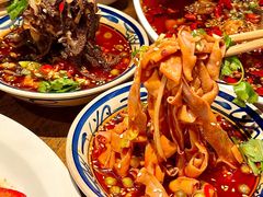 -麻辣总动员·川派海鲜·现炒浇头面·自贡菜(五彩城店)