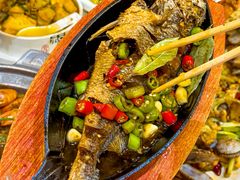 -东来菜馆•手抓海鲜家常菜•海鲜锅贴