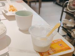 -黄记煌三汁焖锅(新佳丽江汉路店)