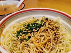 -八二小区抄手(龙湖上城天街店)