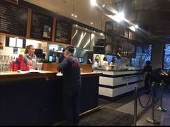 -Ribs & Burgers The Rocks
