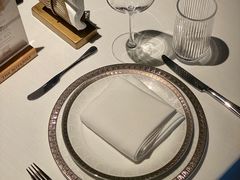 -Mogul Eatery·大亨餐酒馆