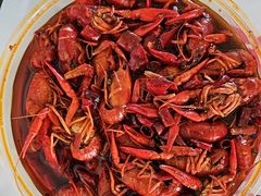 -扒虾小妹儿麻辣海鲜(宏图街店)