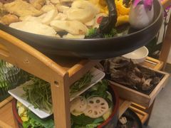 -一朵菌·野生菌探索家火锅(南亚店)