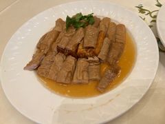 -沙龙酒家