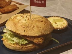 -必胜客(威高广场店)