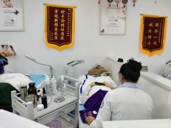 -蕾特恩专业祛痘·皮肤管理