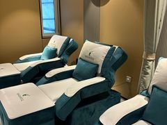 -鸿喜足健康足道采耳艾灸(南纬路店)