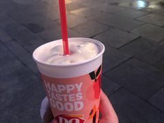 芒果核桃暴风雪-DQ·蛋糕·冰淇淋(河东万达店)